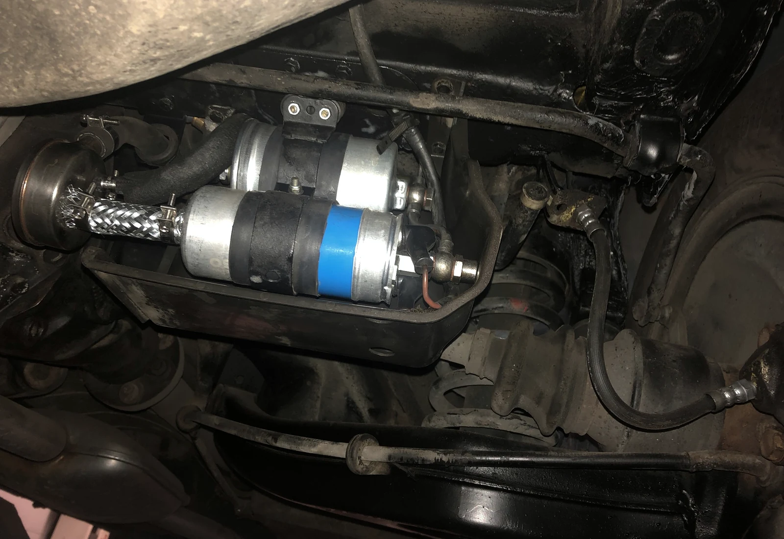 Neu aufgebaute Kraftstoffversorgung im Range Rover Classic